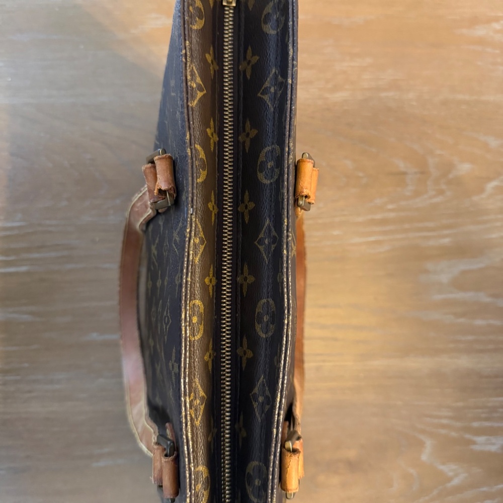 Louis Vuitton Monogram Tote - Picture 5 of 7